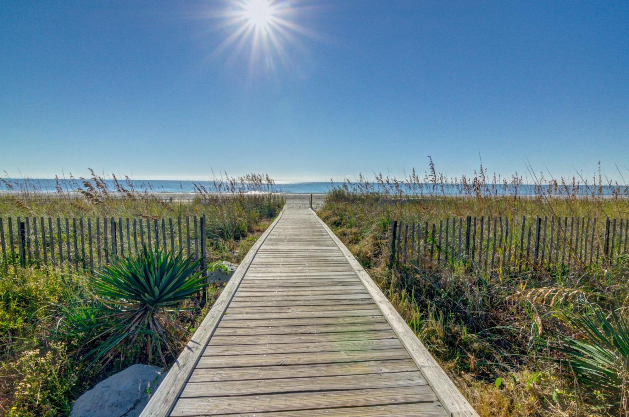 Oceanfront Views With Resort Amenities Миртл-Бич Экстерьер фото